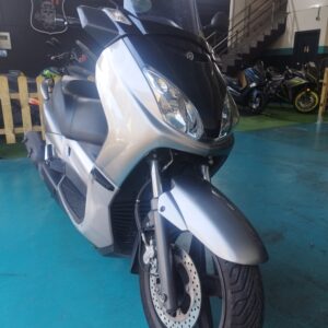xmax-125