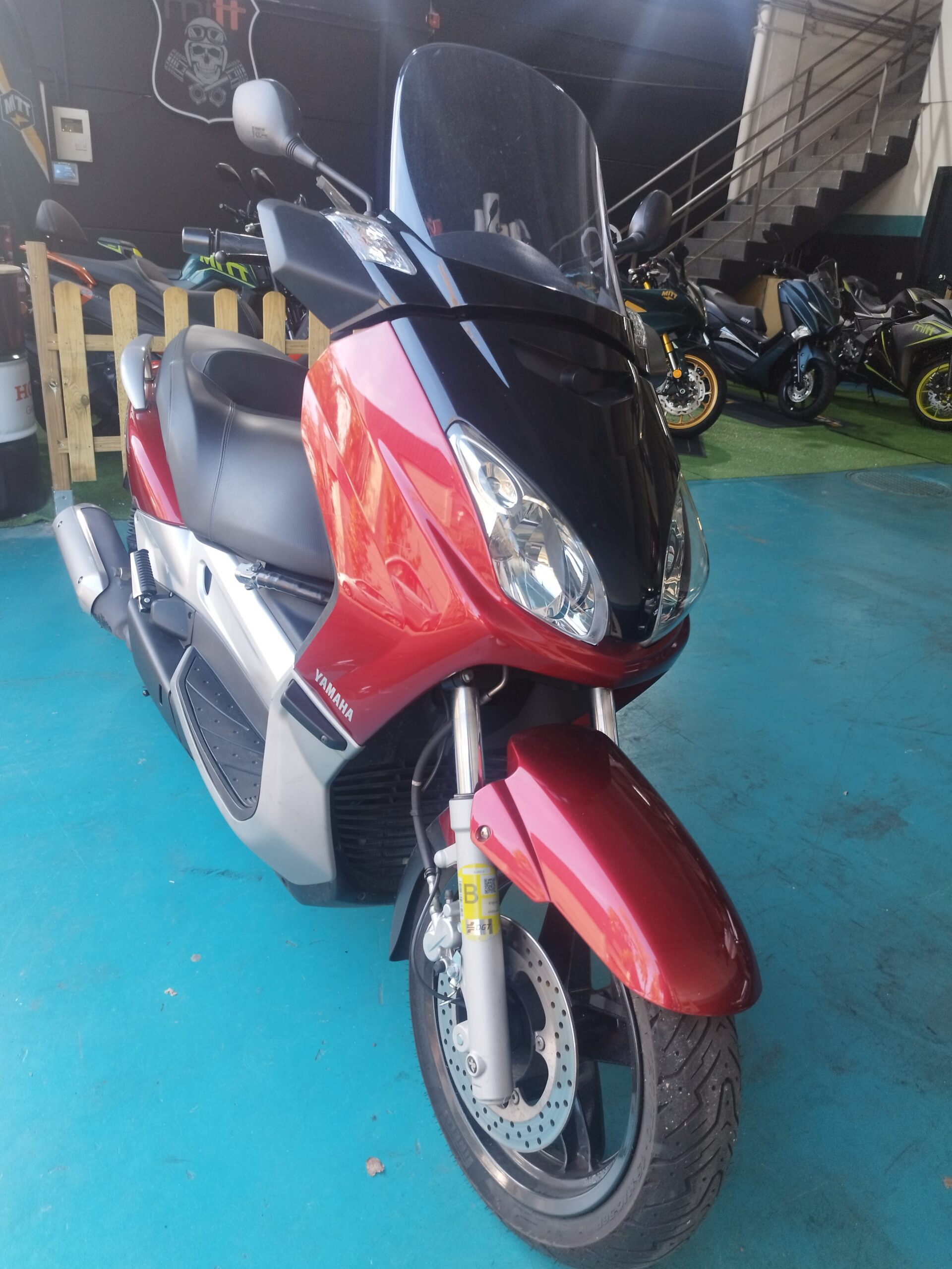 Yamaha Xmax 250
